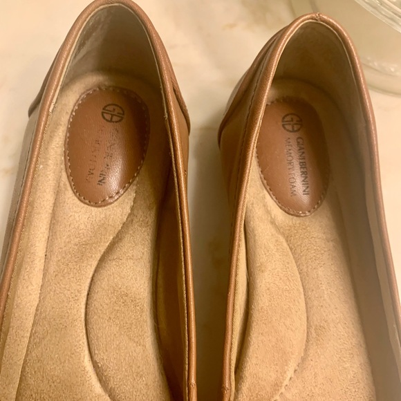 Giani Bernini Tan Leather Loafers - Picture 6 of 10